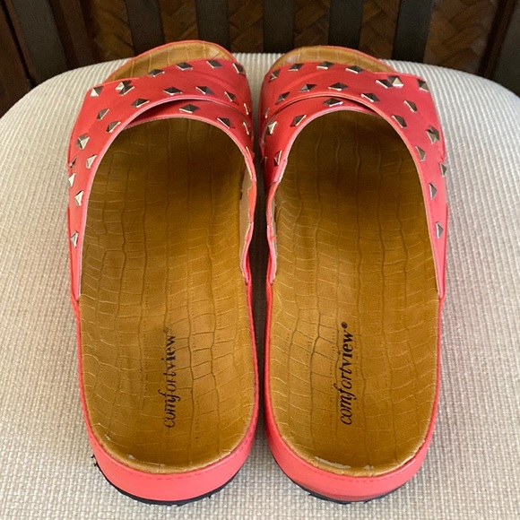 COMFORTVIEW - Gia Studded Sandal Coral 11W - Picture 5 of 7